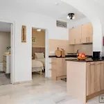 Pueblo Evita I بينالماذينا